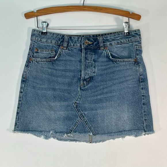 H&M Denim Medium Blue Jean Denim Mini Skirt - Picture 2 of 12